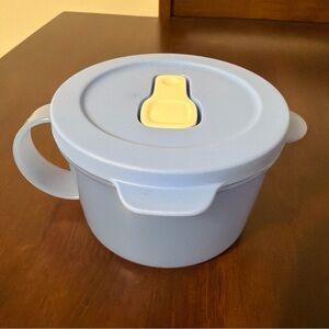 Tupperware Crystalwave Plus soup mug microwavable Blue 2 cup/ 500ml New